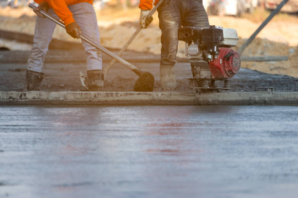 Best Concrete Pool Decks in Lewisville, TX